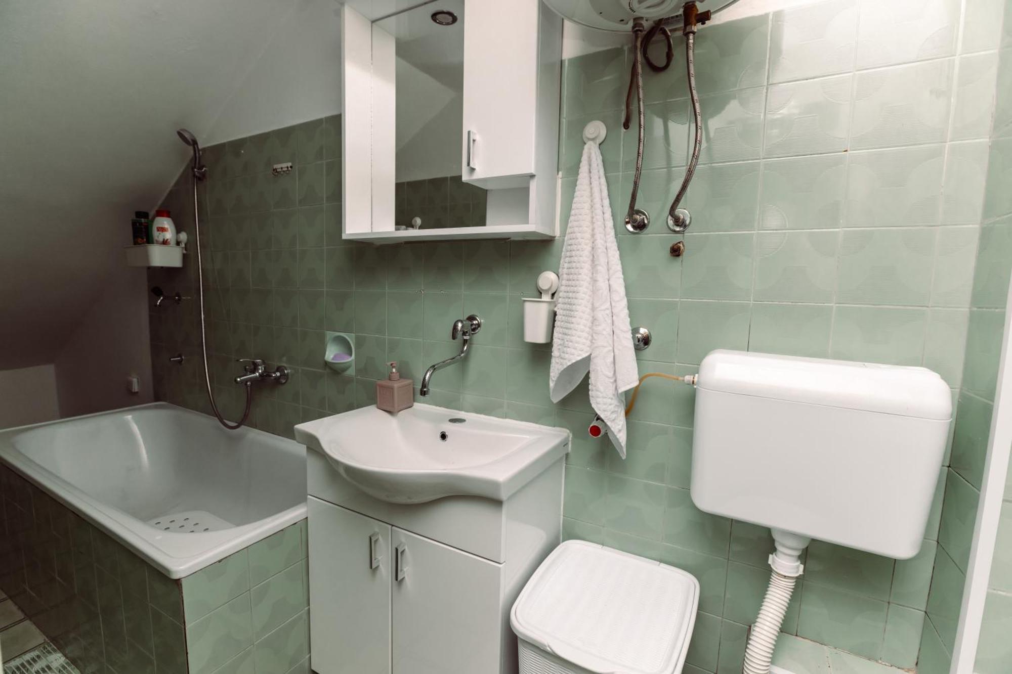 Apartmani Bulevar Cetinje Exterior photo